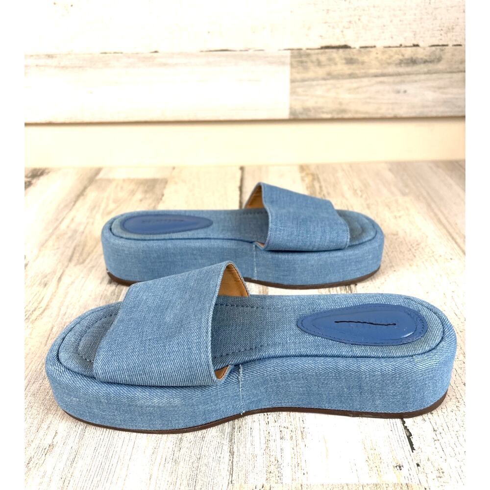 Schutz Womens 7.5B Blue Denim Slip On Platform Sandals Casual Chunky Slides NEW